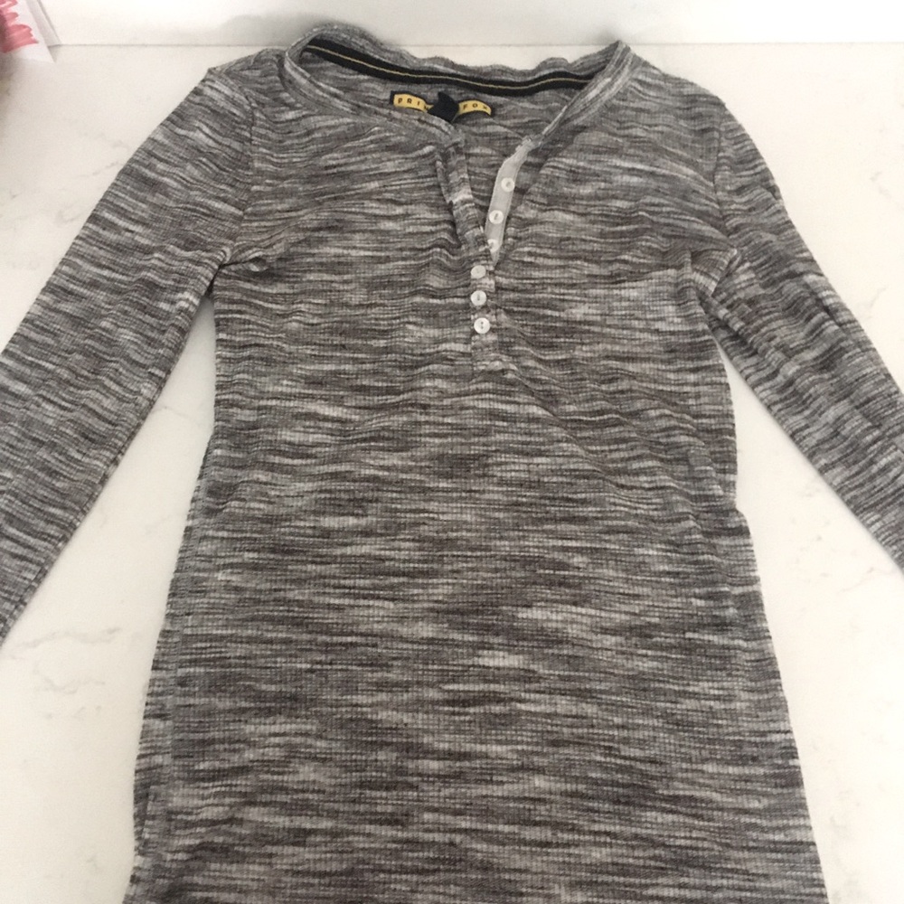 Prince & Fox fitted grey tee